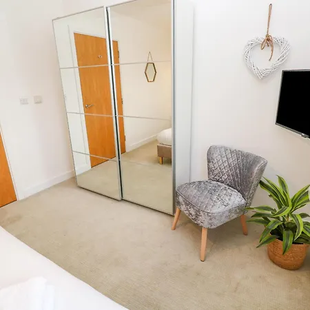 Apartamento Newquay, Charm And Town Vibes With Parking